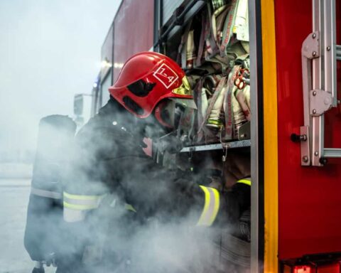 Incendio in un Capannone a Legnano