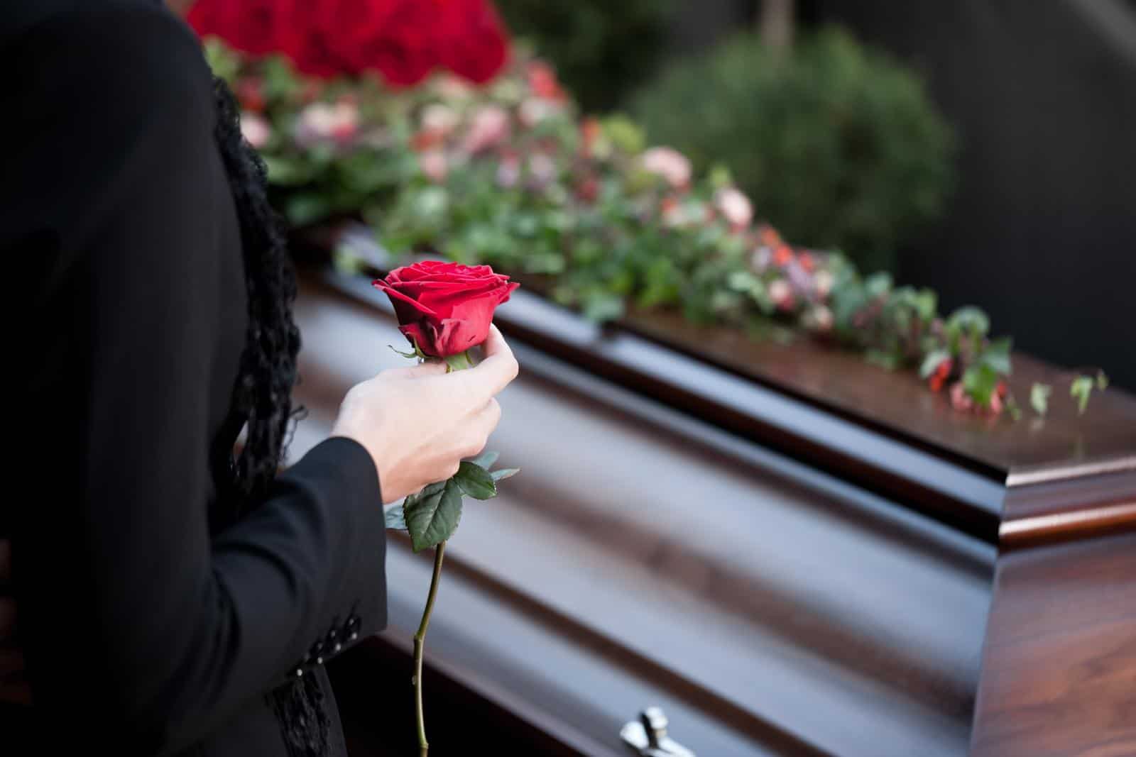 Funerali di Cecilia De Astis: la donna investita dai bambini Rom
